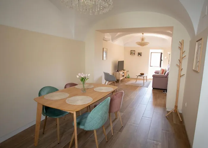 Baluarte De Pozos * Caces